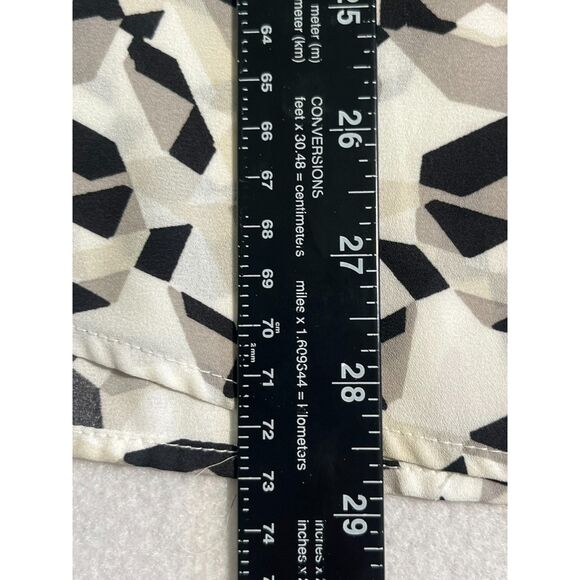 Halogen Black White Abstract Geometric Tunic Blouse Small Funky Work Chic Boho - Picture 8 of 8